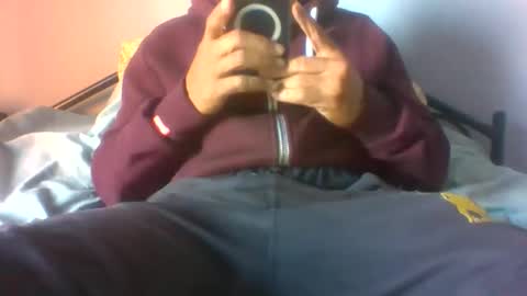 Snapshot of gunishment chatting on November 2, 1:24 pm gunishment online show from November 2, 1:24 pm