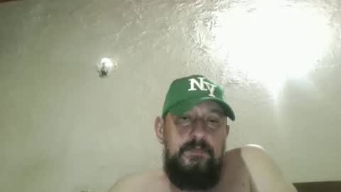Snapshot of gustavo1350 chatting on October 25, 2:19 am gustavo1350 online show from October 25, 2:19 am