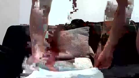 Snapshot of guts_san chatting on September 20, 10:00 pm guts_san online show from September 20, 10:00 pm