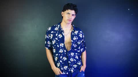 Guts online show from November 6, 7:04 pm