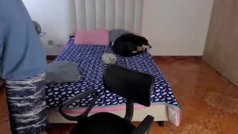 Guts online show from January 9, 10:11 pm