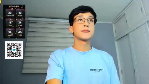 Snapshot of guy_veryhot1 chatting on September 22, 4:47 am onlyfans kevin garcia s online show from September 22, 4:47 am