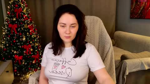 Sweety Kitty online show from December 5, 7:10 pm