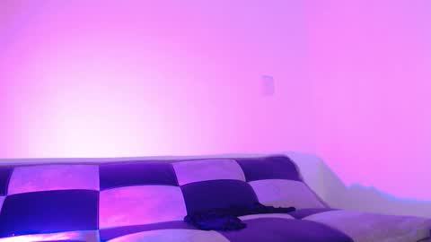 gwenhazel online show from November 25, 11:32 am