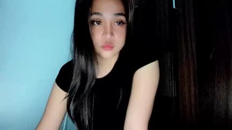 Snapshot of gwynmylove chatting on November 21, 11:31 am Gwyn online show from November 21, 11:31 am