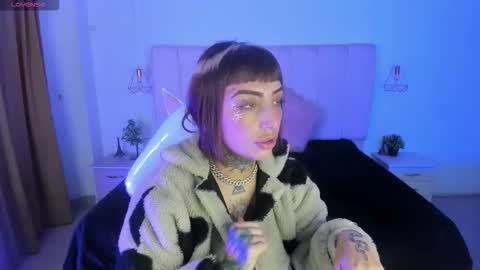 gyal_8_ online show from December 23, 3:37 am