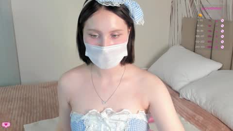 Snapshot of gylaxie chatting on October 11, 9:30 am online show from October 11, 9:30 am