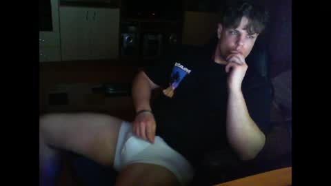 gymguy0505 online show from May 2, 10:26 pm