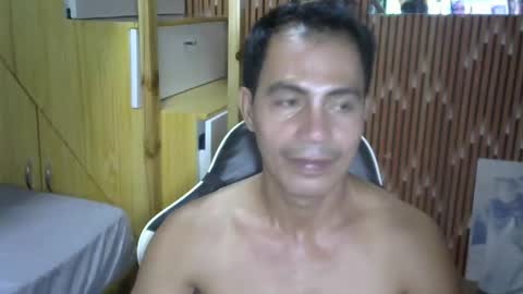 Rue online show from January 8, 12:57 am