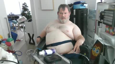 Snapshot of h20976 chatting on December 2, 4:09 am h20976 online show from December 2, 4:09 am