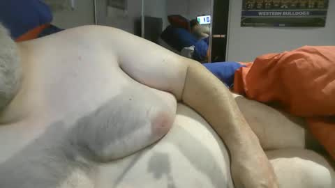 Snapshot of h20976 chatting on December 3, 11:01 am h20976 online show from December 3, 11:01 am