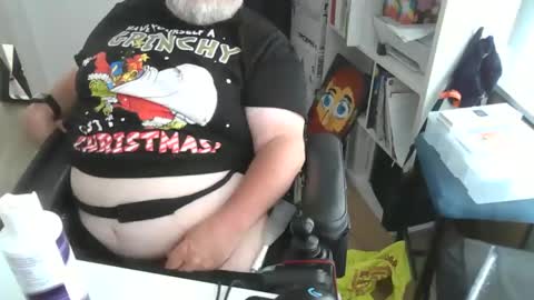 Snapshot of h20976 chatting on December 20, 5:14 am h20976 online show from December 20, 5:14 am
