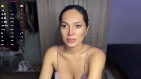 Camila online show from November 15, 1:25 am