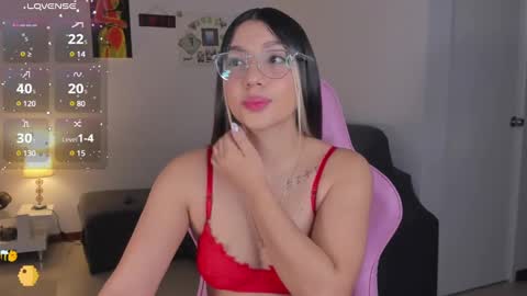 Paulina  online show from March 4, 7:08 am