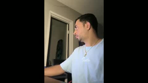 habibi_d online show from October 21, 1:28 am