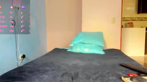 haely_bunny online show from February 13, 2:46 pm