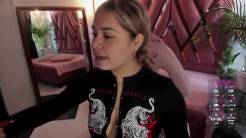 Snapshot of haelycute chatting on March 9, 5:06 pm Haely online show from March 9, 5:06 pm