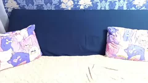 haer389671 online show from November 6, 5:25 pm