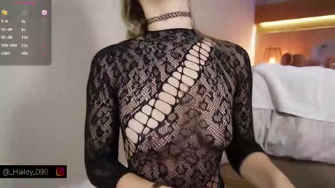 Snapshot of hailey_09 chatting on November 15, 6:26 pm Hailey online show from November 15, 6:26 pm