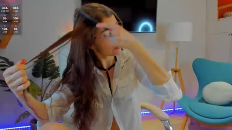 Hailey  Green online show from March 29, 9:04 pm