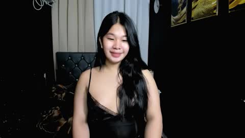 Snapshot of hailey_west01 chatting on November 8, 10:19 pm hailey online show from November 8, 10:19 pm