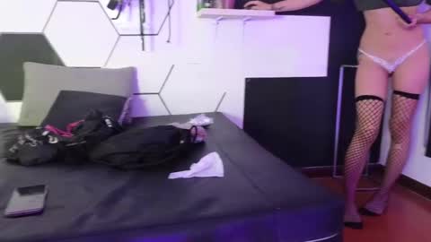 Snapshot of haileycat_ chatting on September 12, 2:00 am haileycat_ online show from September 12, 2:00 am