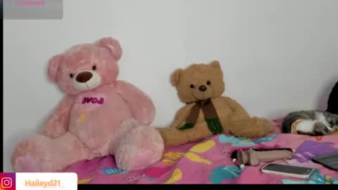 Hailey online show from January 10, 11:31 pm