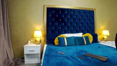 Snapshot of haileymoon85 chatting on December 20, 4:09 am Hailey online show from December 20, 4:09 am