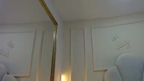 haileysans online show from April 10, 11:37 am