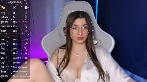 HailyHeavenly online show from February 25, 2:11 pm