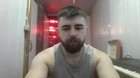 Snapshot of hairy_man_69_ chatting on December 18, 9:43 pm horny online show from December 18, 9:43 pm