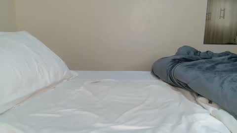 Snapshot of hairy_squiter chatting on October 10, 1:04 am Zaraha online show from October 10, 1:04 am