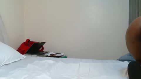 Snapshot of hairy_squiter chatting on November 1, 6:32 pm Zaraha online show from November 1, 6:32 pm