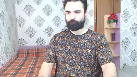 Snapshot of hairy_tyler666 chatting on December 9, 8:33 am Hairy Tyler online show from December 9, 8:33 am