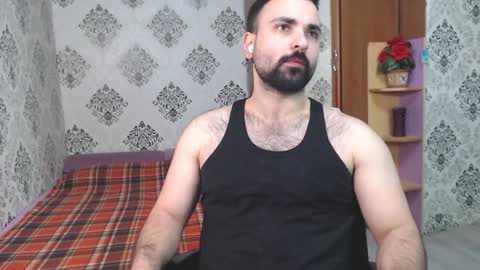 Snapshot of hairy_tyler666 chatting on December 25, 12:48 am Hairy Tyler online show from December 25, 12:48 am