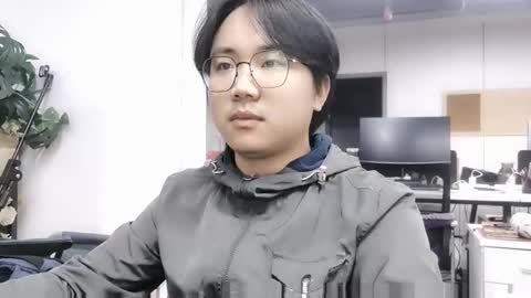 Snapshot of hairycol66 chatting on November 28, 2:53 pm hairycol66 online show from November 28, 2:53 pm