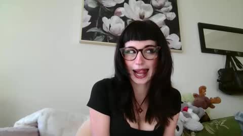 Jess online show from November 1, 11:07 pm