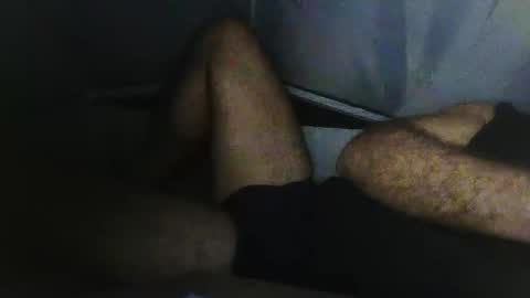 Snapshot of hairymann96 chatting on October 28, 8:22 pm hairymann96 online show from October 28, 8:22 pm