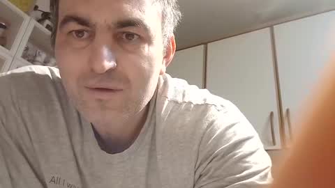 Snapshot of hakfin666 chatting on February 17, 5:47 am hakfin666 online show from February 17, 5:47 am