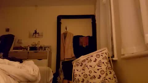 Snapshot of hakfin666 chatting on October 3, 4:42 am hakfin666 online show from October 3, 4:42 am