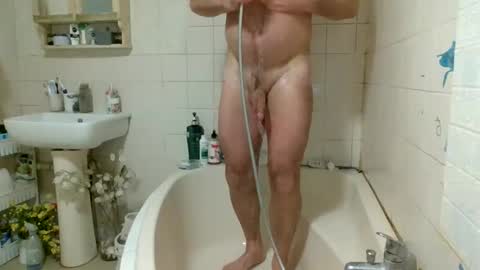 Snapshot of hakfin666 chatting on December 4, 6:01 am hakfin666 online show from December 4, 6:01 am