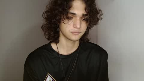 Snapshot of halan_jr chatting on December 9, 8:54 pm halan online show from December 9, 8:54 pm