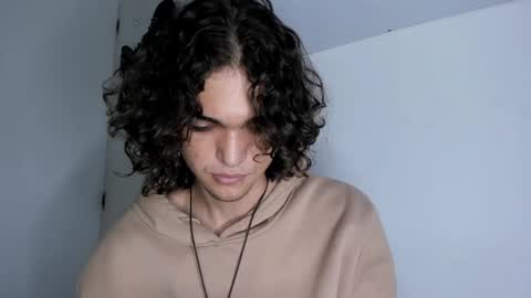 Snapshot of halan_jr chatting on December 12, 1:21 am halan online show from December 12, 1:21 am