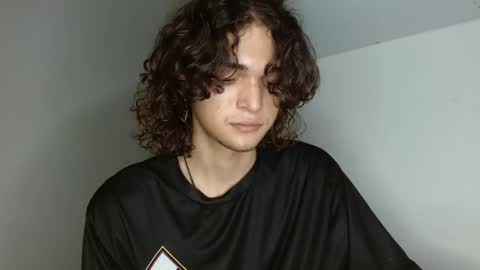 Snapshot of halan_jr chatting on December 13, 7:15 am halan online show from December 13, 7:15 am