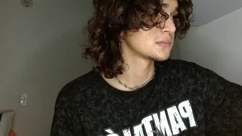 Snapshot of halan_jr chatting on December 19, 4:34 am halan online show from December 19, 4:34 am