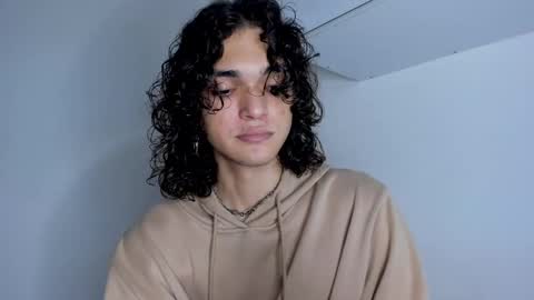 Snapshot of halan_jr chatting on January 3, 12:11 am halan online show from January 3, 12:11 am