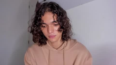 Snapshot of halan_jr chatting on January 17, 4:06 am halan online show from January 17, 4:06 am