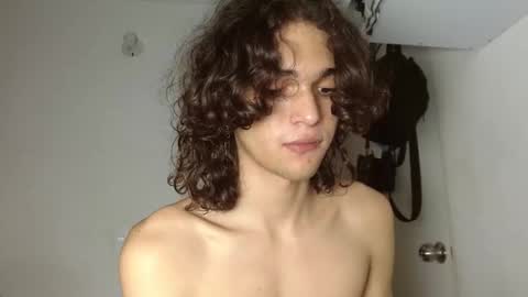 Snapshot of halan_jr chatting on February 12, 8:59 am halan online show from February 12, 8:59 am