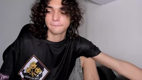 Snapshot of halan_jr chatting on February 15, 8:54 am halan online show from February 15, 8:54 am