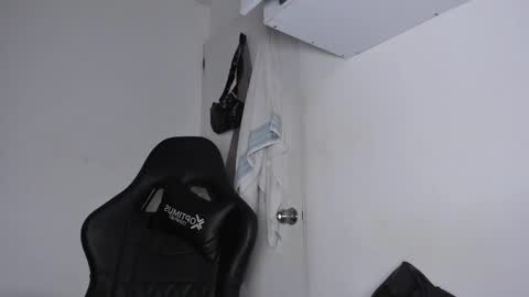 Snapshot of halan_jr chatting on February 24, 9:00 am halan online show from February 24, 9:00 am